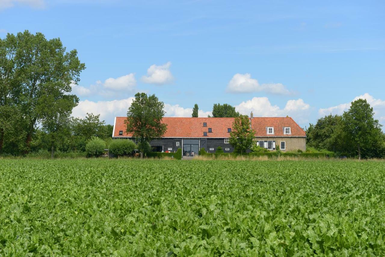Historische Boerderij Familiekamer Heinkenszand Exterior photo